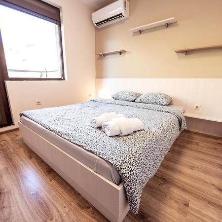 Bright 1Bdr Apartment With A Balcony Sofía Exterior foto