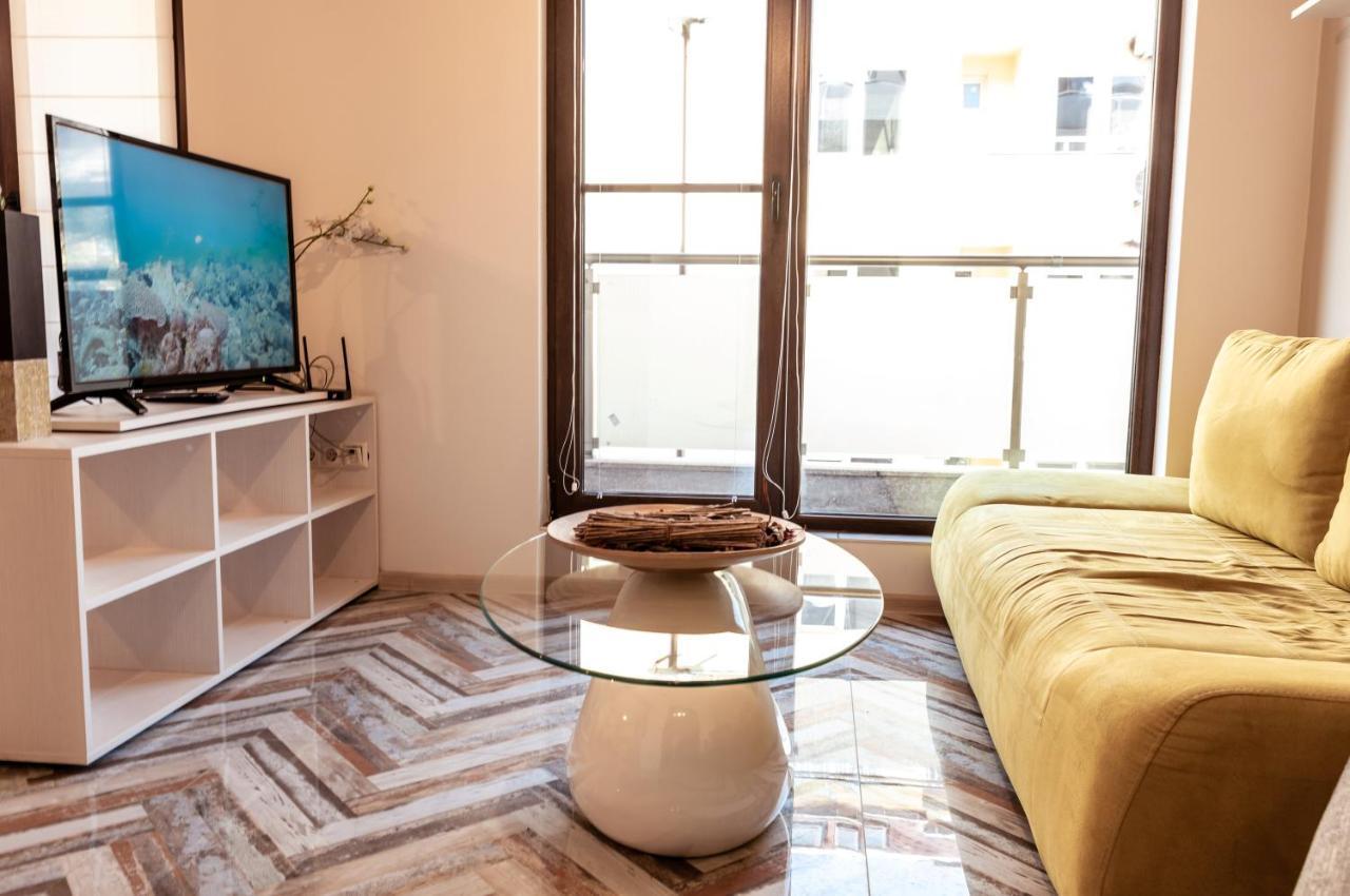 Bright 1Bdr Apartment With A Balcony Sofía Exterior foto