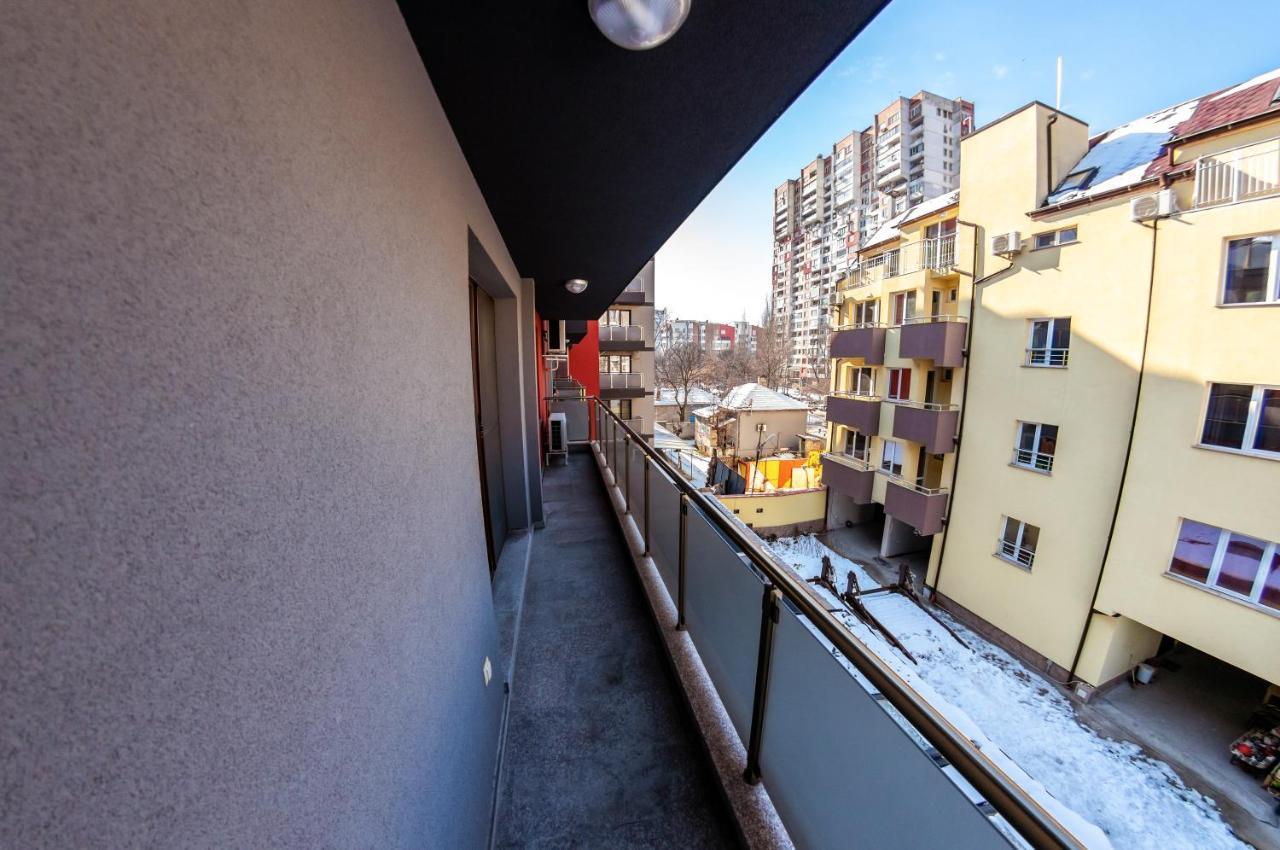 Bright 1Bdr Apartment With A Balcony Sofía Exterior foto